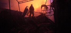 Ночной обстрел Одессы: получили повреждения дома, травмировались люди