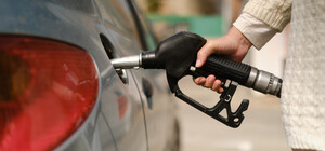 Ціни на АЗС різко зросли: 100-й бензин вже по 85 грн за літр