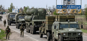 На Бердянское направление опрокидывают ракеты и боекомплект: зафиксировали движение российской колонны.