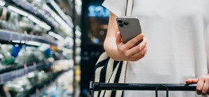 В Украине запустили систему проверки продуктов через QR-код: что изменится для потребителей и бизнеса