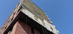 В Днепре до конца 2026 года планируют восстановить многоэтажку, поврежденную ударом дрона РФ