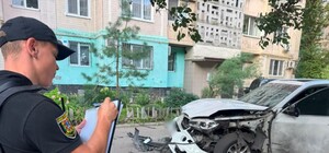 В Одесі вибухнув автомобіль: постраждав чоловік (оновлено)