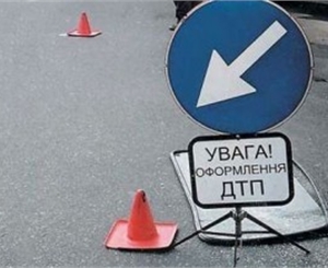 На месте аварии дорогу не перекрывали, но движение ограничено. Фото ictv.ua