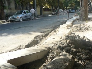 В столице на выходных ремонтируют некоторые дороги. Фото из архива "Комсомольской правды" в Украине"