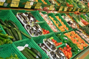 Пока на рынке реализуют только овощи и фрукты.
Фото www.sxc.hu