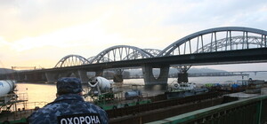 В столице запретят движение по Дарницкому мосту