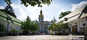 Позитив недели: любуемся Киево-Печерской Лаврой, гуляем по уличным оазисам и забиваем голы за пиво