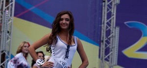 Луганская красавица покорила Украину элегантностью 