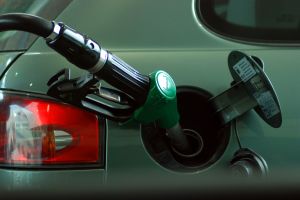 Заправиться бензином А 76/80 стало дороже.
Фото sxc.hu
