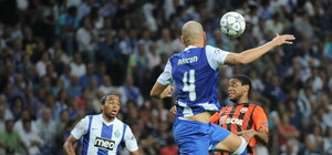 Эдуардо забил второй гол 