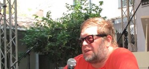 В Коктебеле поклонники устроили охоту на БГ