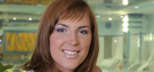 Клочкова в школе была прогульщицей, а Симонова получала двойки  по поведению