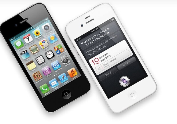 В Киеве уже продаются iPhone 4s. Фото apple.com