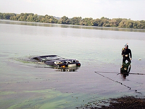  Вчера в авто утонули трое пассажиров.
 Фото ЦОС ГУ МВД в Полтавской области.
