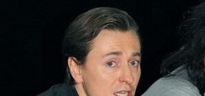 Сергей Безруков в Днепропетровске рассказывал о дубах и порталах