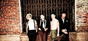 Red Hot Chili Peppers пообещали киевлянину приехать в Украину
