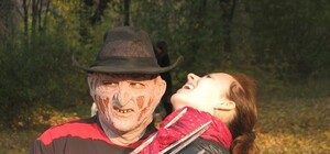 Как Эдвард Руки-Ножницы, Вилли Вонки, толпа Безумных Шляпников, вампиров и зомби в Дубовке зажигали