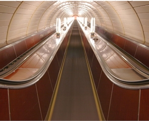 Эскалатор на метро "Дружбы народов" закрывают на ремонт. Фото с сайта киевского метрополитена
