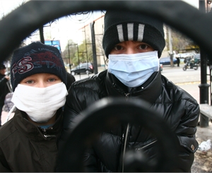 Дети традиционно болеют гриппом больше, чем взрослые. Фото Максима Люкова