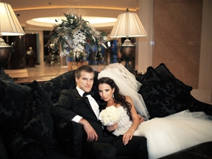 Андрей и Инна для празднования свадьбы выбрали классический дресс-код. Фото из личного архива молодожен