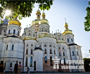 В список 11 самых красивых мест Киева попала Киево-Печерская лавра. Фото Ярослава Синченко.