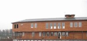 На столичную набережную вернулись дебаркадеры