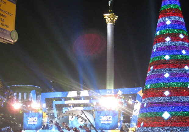 Новый год на Майдане - удовольствие не для всех. Фото Ольги Кромченко 