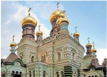 Николаевский собор Покровского монастыря - это самый большой храм Киева. Фото: "Киевский путеводитель"