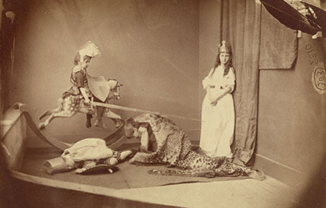 "Святой Георгий и Дракон". Фото 1875 года. Источник: winteringham.info