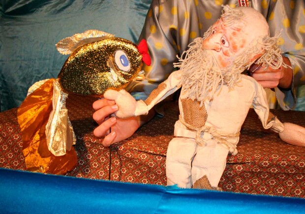 Кукольный театр - отличная забава для детей. Фото с сайта nut.kiev.ua