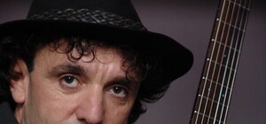 8 марта по-цыгански – киевлянок поздравит зажигательный цыган из Испании Рико Санчез