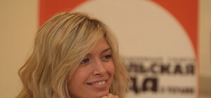 Сегодня день рождения празднуют певица Вера Брежнева и футболист 