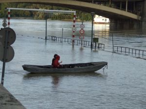 Можно отложить весла - наводнения не будет. Фото с сайта www.sxc.hu