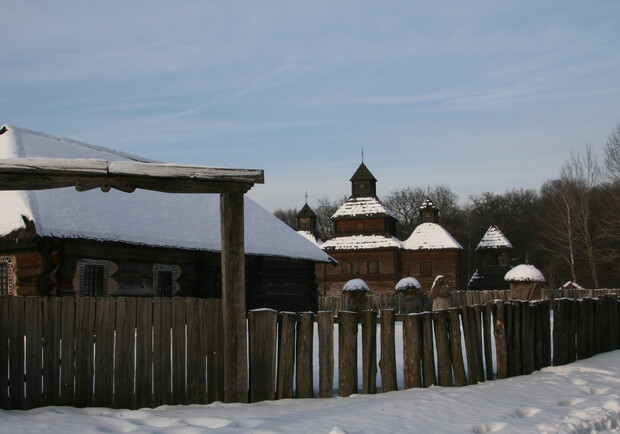 Музей под открытым небом "Пирогово" переживает очередную тяжелую зиму. Но надежда на возрождение все же есть. Фото Татьяны Даниловой