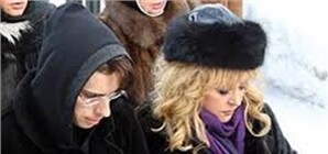 Галкин и Пугачева выбрали Лавру для своего венчания