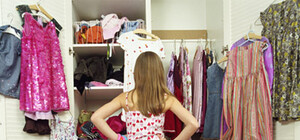 Шьем одежду в Днепропетровске: платьице обойдется в две сотни, а за костюм-тройку просят не менее 500 гривен