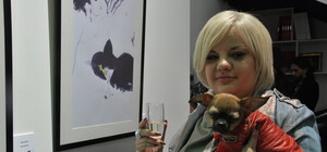 Первый день Kiev Fashion Days: в столице открылась выставка главного иллюстратора современности Дэвида Даунтона