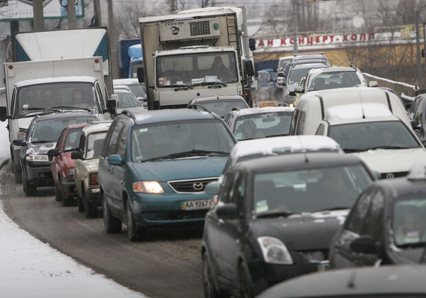Транспортного апокалипсиса Киеву не избежать. Фото Максима Люкова