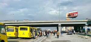 Движение по проспекту Бажана временно ограничат