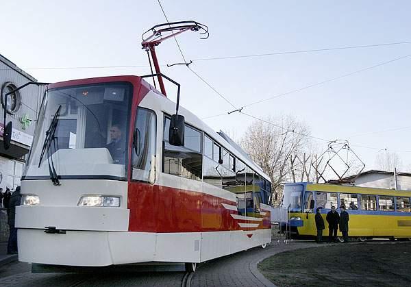 Киевляне уже могут радоваться вот таким новым трамваям. Фото Бориса Корпусенко