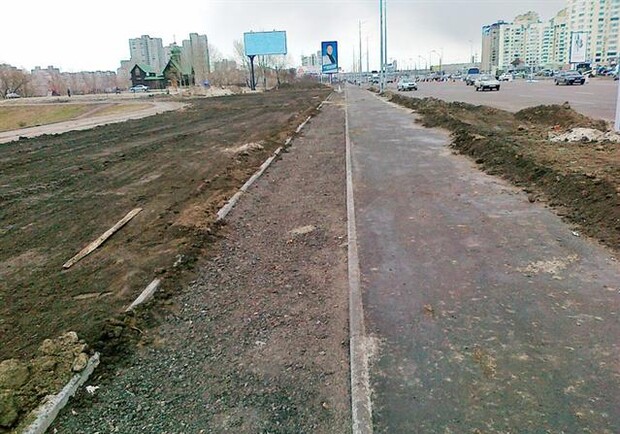 Работы по реконструкции проспекта Бажана подходят к концу. Фото с сайта 777-konstantin.blogspot.com