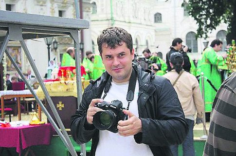 Суд по делу об убийстве фотокорра Розвадовского уже идет. Фото с сайта газеты "Сегодня"