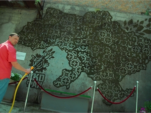 Такая карта будет висеть на стене на Фрунзе до наступления морозов. Фото Олега Терещенко