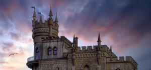 Ласточкино гнездо, мыс Ай-Тодор и крепость Харакс:  главные достопримечательности Гаспры