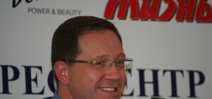 Фотофакт: Начальник Донецкой милиции блеснул очками за 850 долларов