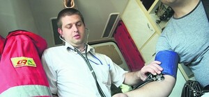 Медпомощь в фан-зоне: иностранцев госпитализируют из-за комариных укусов, а наших выводят из алкогольной комы