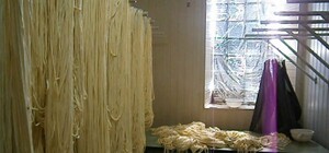 На Харьковщине изготавливали сыр с мухами