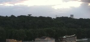 Фотофакт: у памятника основателям Киева 