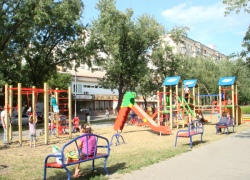 В Киеве появилось на одну новую детскую площадку больше. Фото с сайта gorodkiev.com.ua