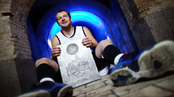 Владимир считает, что готов к тому уровню баскетбола, который будет на мировом финале Red Bull King of the Rock. Фото: redbull.com.ua